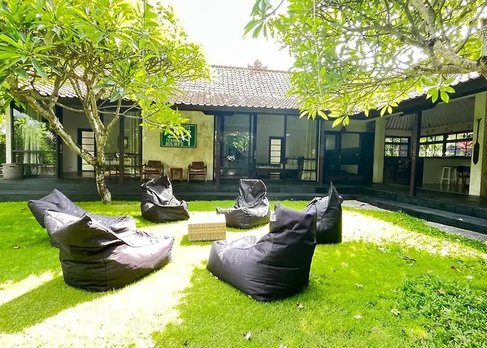 Beautiful 4 Bedroom Garden View Villa